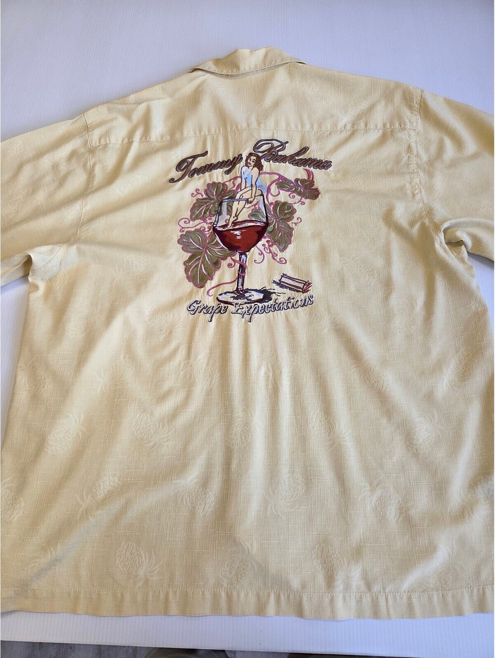 Tommy Bahama XXL Silk Button-Up Shirt  Embroidered  Design "Grape expectations"